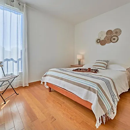 Antoine-city Center St-tropez-terraceparking * Сен-Тропе